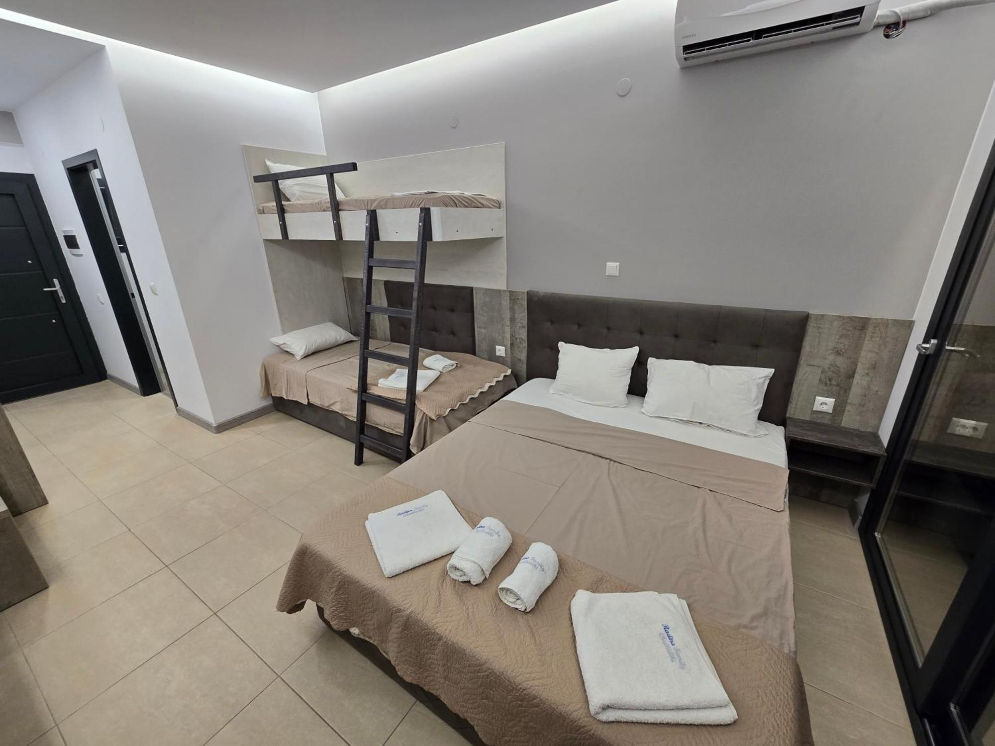 Radina Family Aparthotel Kallithea  Εξωτερικό φωτογραφία